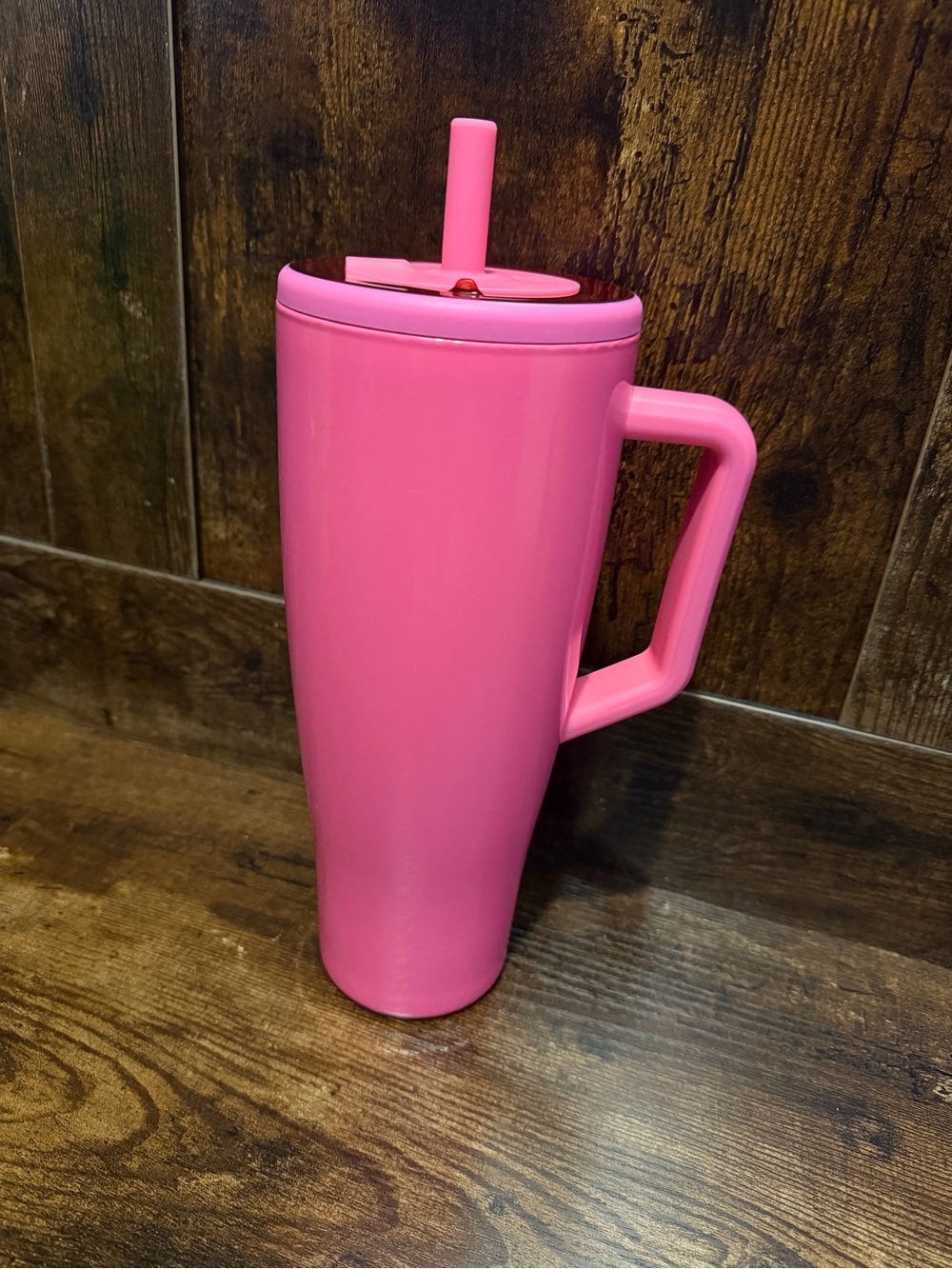 40 oz Hot Pink Brumate